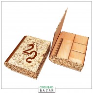 Yeni il hədiyyə qutusu