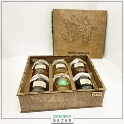 Mürəbbə hədiyyə qutusu